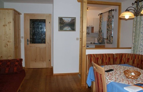Nussdorf am Attersee Apartment | Ferienwohnung Buche - Bio-bauernhof Familie Nußbaumer