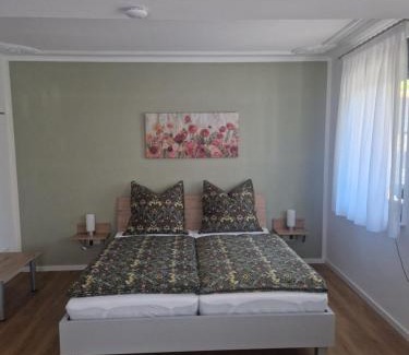Heuchelheim-Klingen Apartment | Ferienwohnung im Weingut Krämerhof
