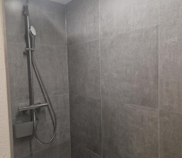 Heuchelheim-Klingen Apartment | Ferienwohnung im Weingut Krämerhof