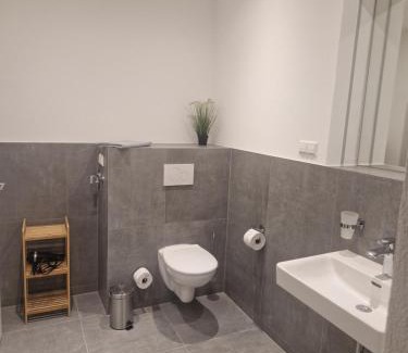 Heuchelheim-Klingen Apartment | Ferienwohnung im Weingut Krämerhof