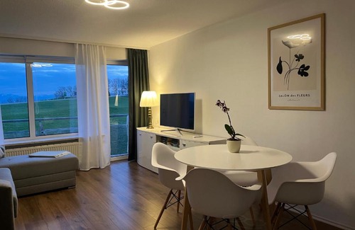 Lindenberg im Allgaeu Apartment | Ferienwohnung Bergblick