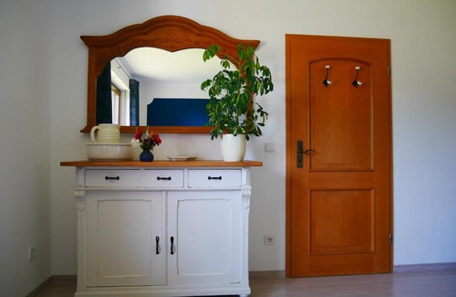 Zell Apartment | Ferienwohnung Eichkatzel