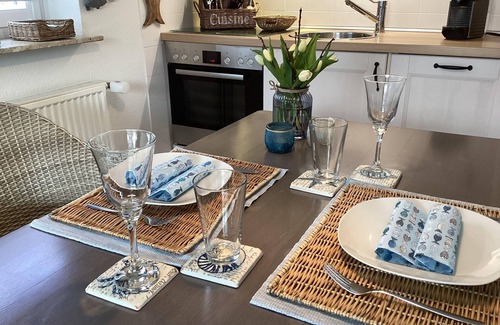 Garding Apartment | Ferienwohnung Eidernest