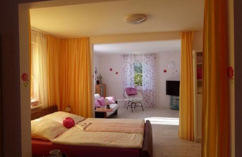 Lehrberg Apartment | Ferienwohnung Elfenbrücke