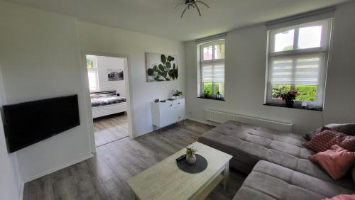Detern Apartment | Ferienwohnung Emma s Fehnhaus, 55183