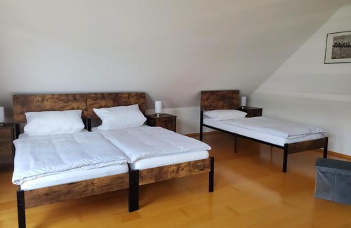 Buke House | Ferienwohnung Fröse