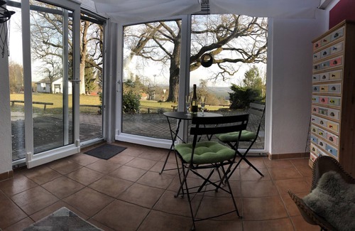 Graefensteinberg Apartment | Ferienwohnung "glücksmomente" im Fränkischen Seenland