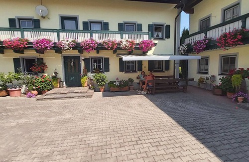 Bad Birnbach Apartment | Ferienwohnung | Gemütliche FeWo mit kostenlosen Leihfahrrädern