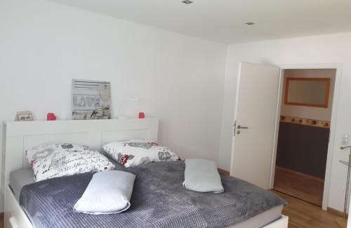 Rodt House | Ferienwohnung Glühwürmchen