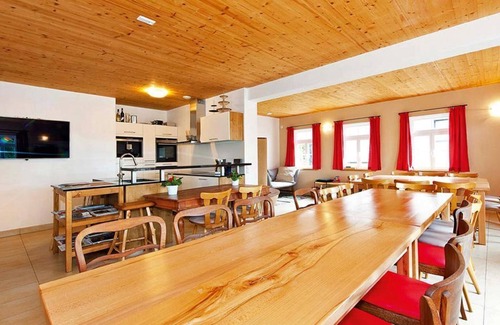 Hinterhermsdorf Apartment | Ferienwohnung "goldstein", 2 Schlafräume - Ferienhaus Winterbergblick