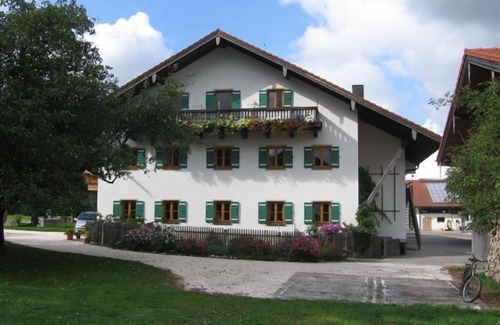 Brannenburg Apartment | Ferienwohnung Heuberg