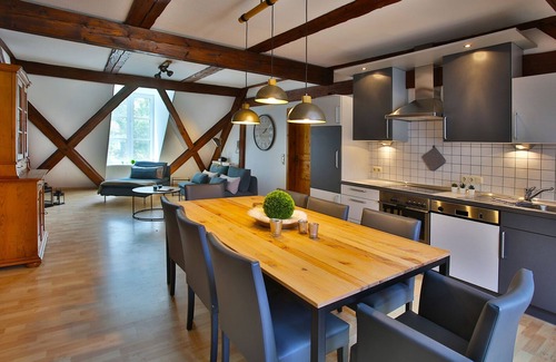 Klosterlangheim Apartment | Ferienwohnung Heuboden mit Zwei Schlafzimmer