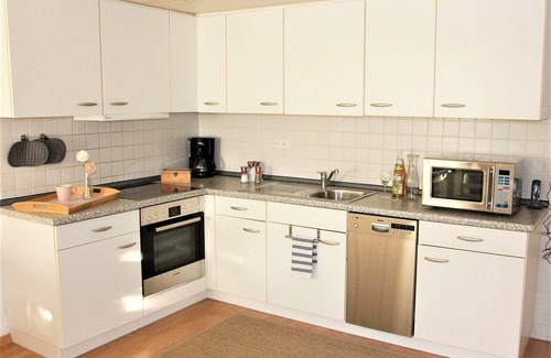 Beuren Apartment | Ferienwohnung Hogh, 55qm, Terrasse, 1 Schlafzimmer, max. 4 Personen