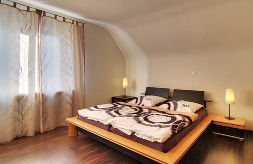 Sasbach Apartment | Ferienwohnung Hornisgrindeblick, 2 Schlafzimmer, max. 4 Personen