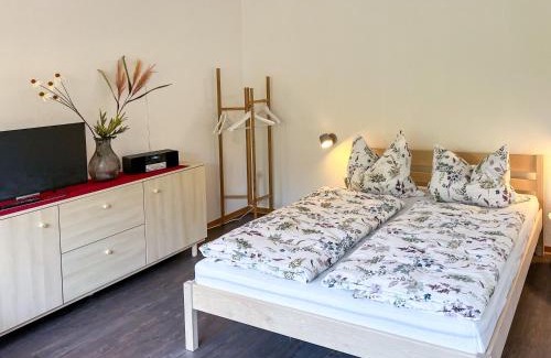 Steinkirchen Apartment | Ferienwohnung "Im Grünen"