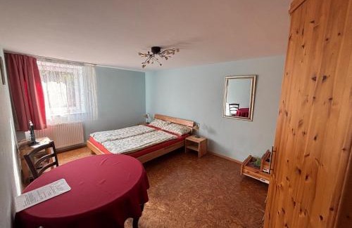 Steglitz Apartment | Ferienwohnung im Grünen