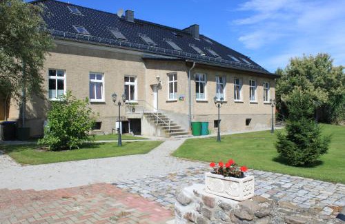 Prenzlau Apartment | Ferienwohnung im Gutshaus Mühlhof