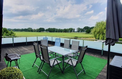 Kritzow Apartment | Ferienwohnung in Mecklenburg, am Kritzower See, mit Ruderboot