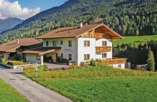 Trins Apartment | Ferienwohnung in ruhiger Lage