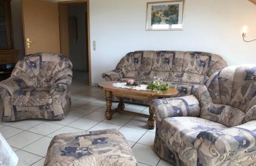 Dorsel Apartment | Ferienwohnung Irmgard Ewald