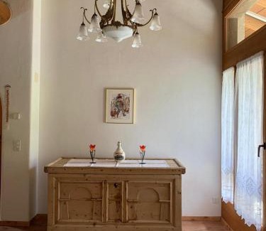 Tschierv Apartment | Ferienwohnung Jalet