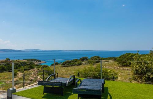Stara Baska Apartment | Ferienwohnung mit beheiztem Pool in Villa Gracia