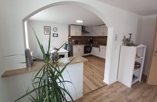 Reisbach House | Ferienwohnung mit Garten in Reisbach Nähe Bayernpark