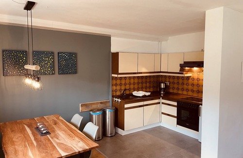 Dornbach Apartment | Ferienwohnung mit Großem Garten im Schönen Maltatal