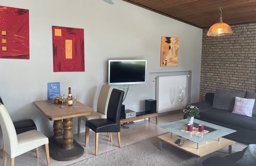 Emsdetten Apartment | Ferienwohnung mit Großer Terrasse und Eigenem Garten