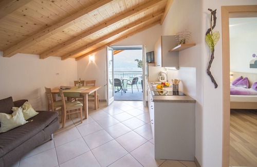 Termeno Sulla Strada del Vino Apartment | Ferienwohnung mit Pool, Nähe Kalterer See