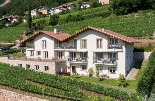 Termeno Sulla Strada del Vino Apartment | Ferienwohnung mit Pool, Nähe Kalterer See