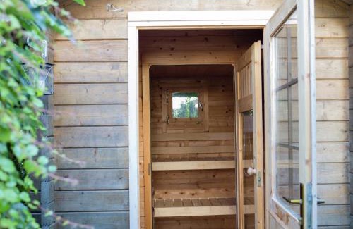 Mersheim Apartment | Ferienwohnung mit Sauna, cleaning included