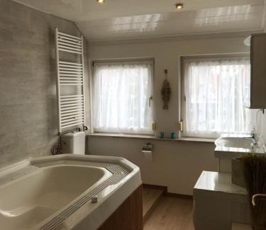 Ihlienworth Apartment | Ferienwohnung mit Whirlpool