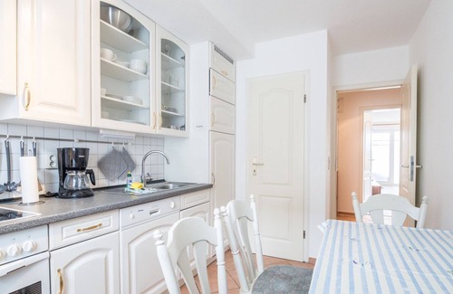 Ostseebad Baabe Apartment | Ferienwohnung "naurulokki"