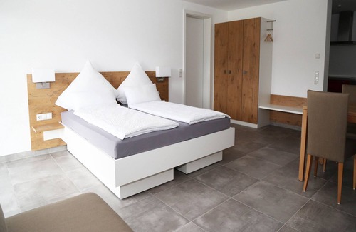 Vaihingen an der Enz Apartment | Ferienwohnung Nr. 1, 41qm, 1 Schlafzimmer, max. 3 Personen