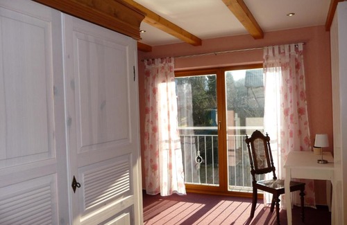 Auma House | Ferienwohnung & Pension Brückner