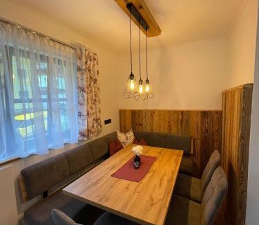 Huettschlag Apartment | Ferienwohnung Rohrmoser mit 1 Schlafzimmer