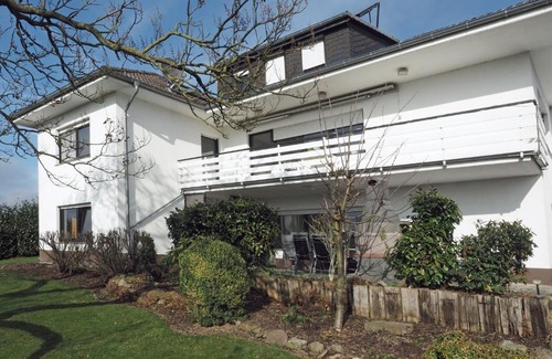 Vlotho Apartment | Ferienwohnung Rosenpflanzer