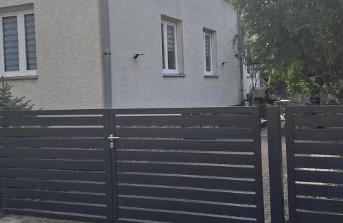 Ballenstedt Apartment | Ferienwohnung Rosengarten