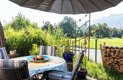 Weissbach Apartment | Ferienwohnung Schlossblick