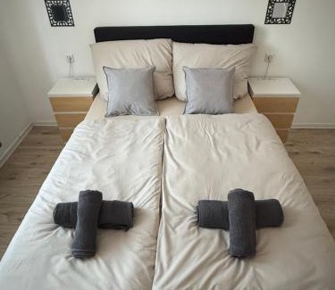 Pforzheim Apartment | Ferienwohnung - schönes Heim Li-Apartments