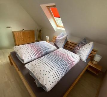 Mildenau Apartment | Ferienwohnung Schreiter