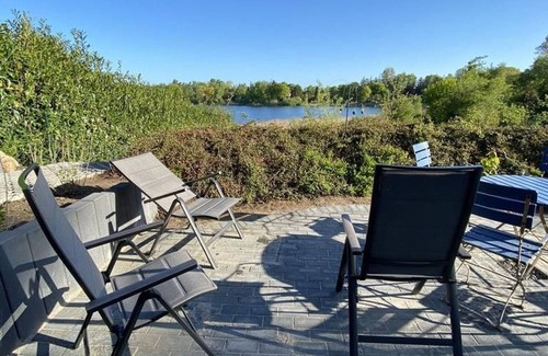 Gueby Apartment | Ferienwohnung Seeblick - Hof Eckhorst