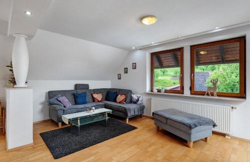 Lauf Apartment | Ferienwohnung Serr