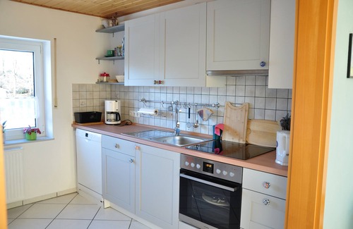 Mutzenich Apartment | "Ferienwohnung Sommerblick" - cozy apartment with balcony