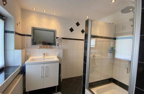 Urmersbach Apartment | Ferienwohnung Stähbachtal