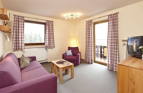 Bad Kohlgrub Bed & Breakfast | Ferienwohnung Steigrain - Gästehaus Alpina