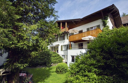 Bad Faulenbach Apartment | Ferienwohnung Steinrose