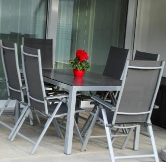 Untermunstertal Apartment | Ferienwohnung Sterzl mit Terrasse im Münstertal