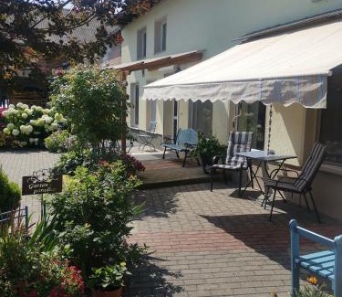 Stendal Apartment | Ferienwohnung Uenglingen